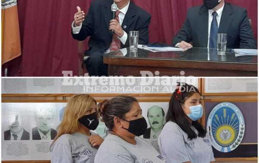 Imagen de El MTE Mujeres entreg&oacute; un petitorio al Intendente Nizar Esper