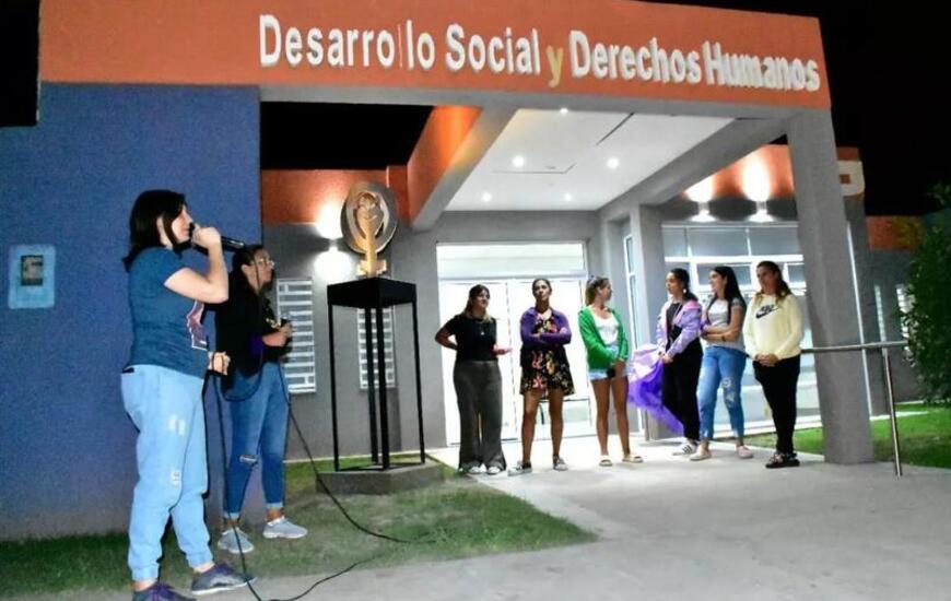 Amplio despliegue para conmemorar el 8M.