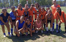 Imagen de El f&uacute;tbol femenino infantil y juvenil de Libertad, disput&oacute; jornada amistosa con equipos zonales.