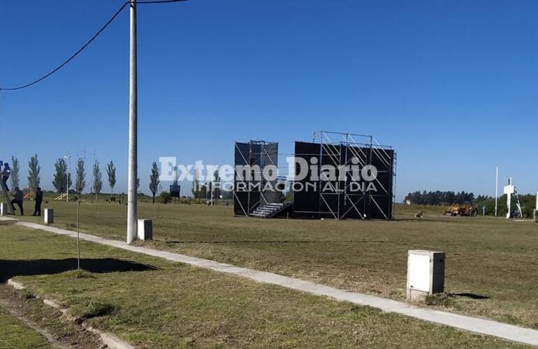 Se montó un imponente escenario para la fecha.