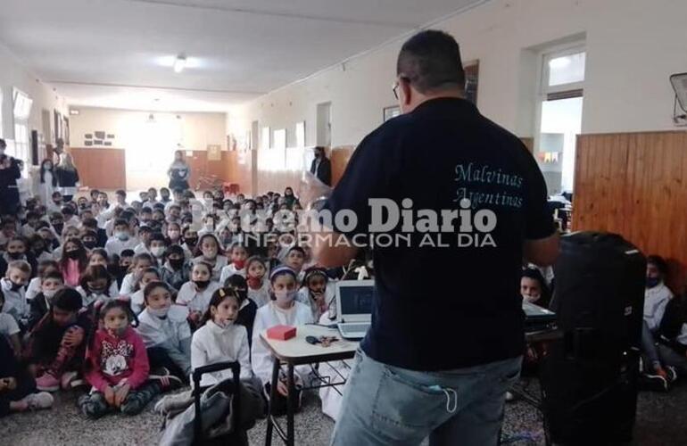 Imagen de Veteranos de Malvinas brindaron charlas abiertas en escuelas de Fighiera