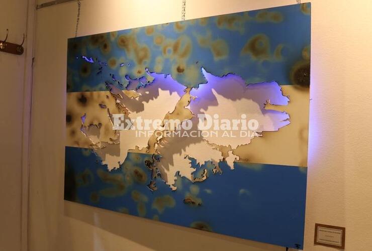 Imagen de Se inauguró la muestra artística Pintando Malvinas
