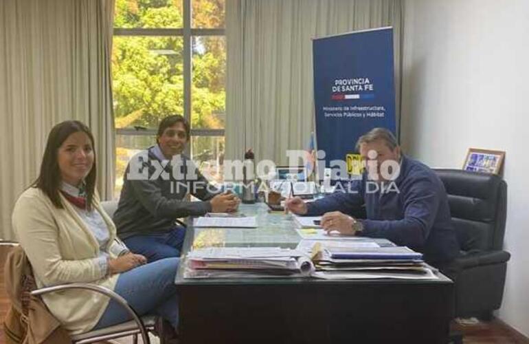 Imagen de Fighiera: Gestiones en la Dirección Provincial de Vialidad