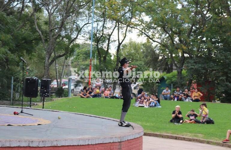 Imagen de Cerr&oacute; la �Marat&oacute;n Teatral Ruta 21� en el Anfiteatro de Arroyo Seco