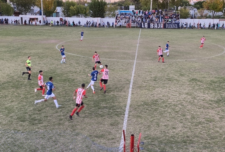 Imagen de Athletic cayó 1 a 0 en su visita a Riberas de V. Constitución por la fecha 6 de la L. R. Del Sud