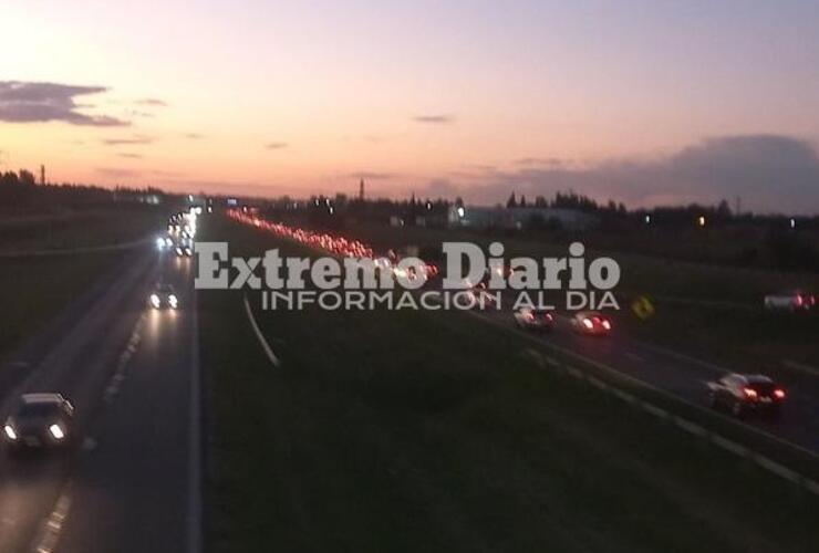 Imagen de Accidente sobre autopista Rosario - Buenos Aires