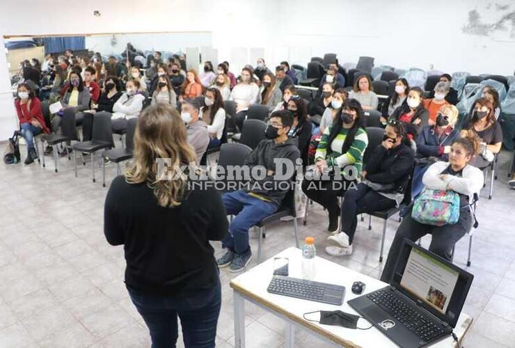 Imagen de Se realizó la capacitación en manipulación segura de alimentos