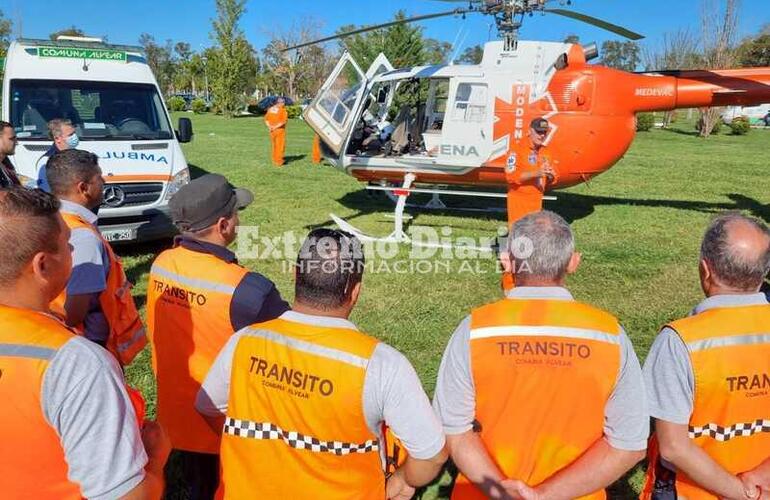 Imagen de Alvear: Firma de convenio para la cobertura de emergencia sanitaria con el helic&oacute;ptero Utv