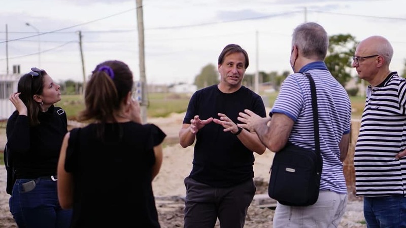 Ferri adelant&oacute; m&aacute;s casas para la localidad.