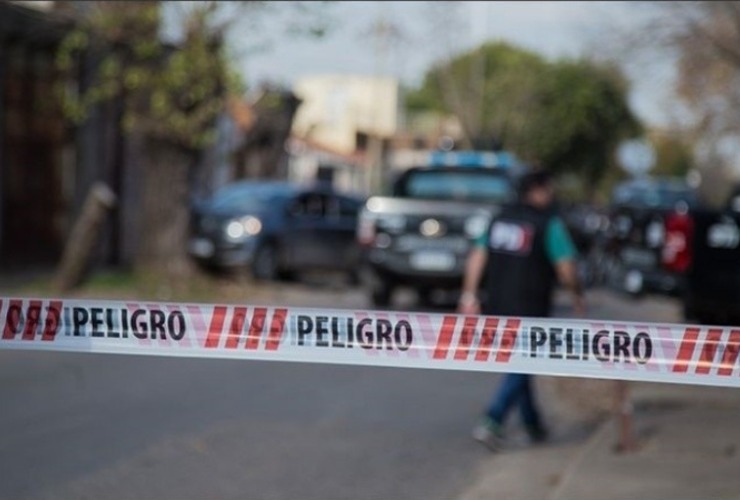 La AIC y la fiscal Pairola trabajan en el lugar. (archivo Alan Monz&oacute;n/Rosario3)