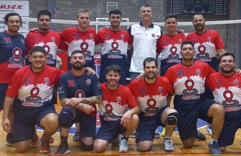 Imagen de Debutó el Maxi Vóley Masculino "B" de Talleres en el Torneo Recreativo Anual