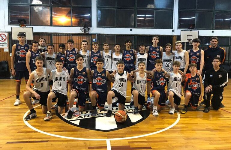 Imagen de Pre-Federal: La U15 de Unión perdió como local 32 a 75 ante Regatas de San Nicolás por la fecha 2.