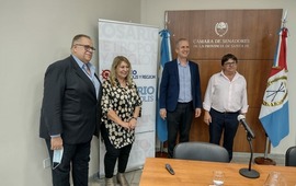 El Pte. Comunal de Albarellos junto a Rabbia y Battaglia.