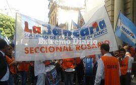 Imagen de Los bancarios acordaron un aumento del 60%