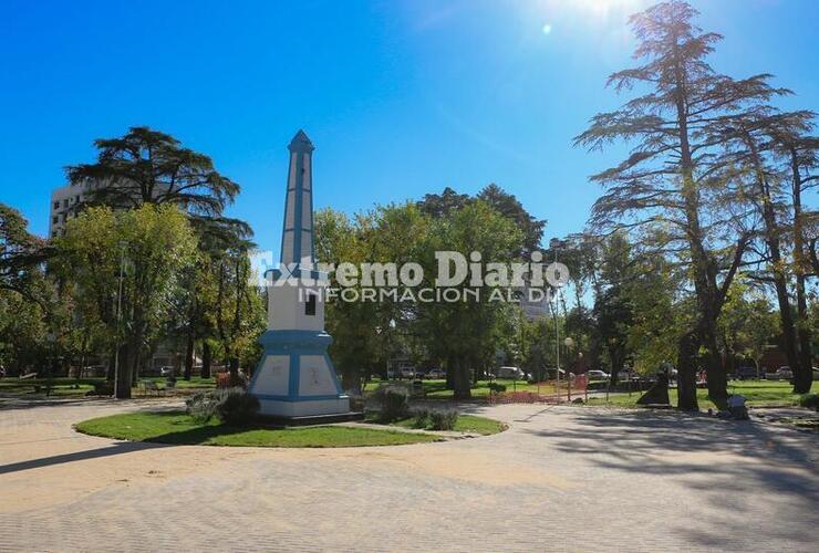 Imagen de Continúa la remodelación y puesta en valor de la plaza 9 de julio