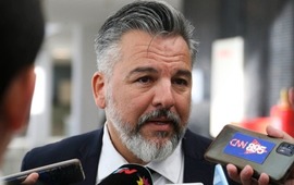 N&eacute;stor Antenucci habl&oacute; con la prensa tras la primera audiencia en el caso del Viejo Cantero. (Alan Monz&oacute;n/Rosario3)