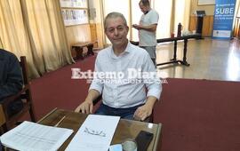 Imagen de Tonelli present&oacute; un proyecto para el desmalezamiento y la se&ntilde;alizaci&oacute;n del canal interior que comunica al camino de acceso a Playa Mansa y el Camino de Reina