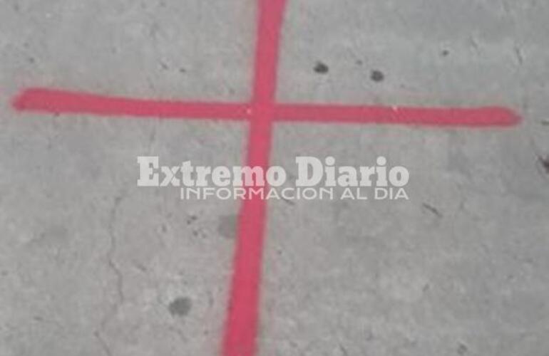 Imagen de Las misteriosas cruces pintadas en la calle