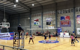 Imagen de El Maxi Voley A Femenino de Talleres, jug&oacute; de local y perdi&oacute; 3 a 0 ante Garibaldi.