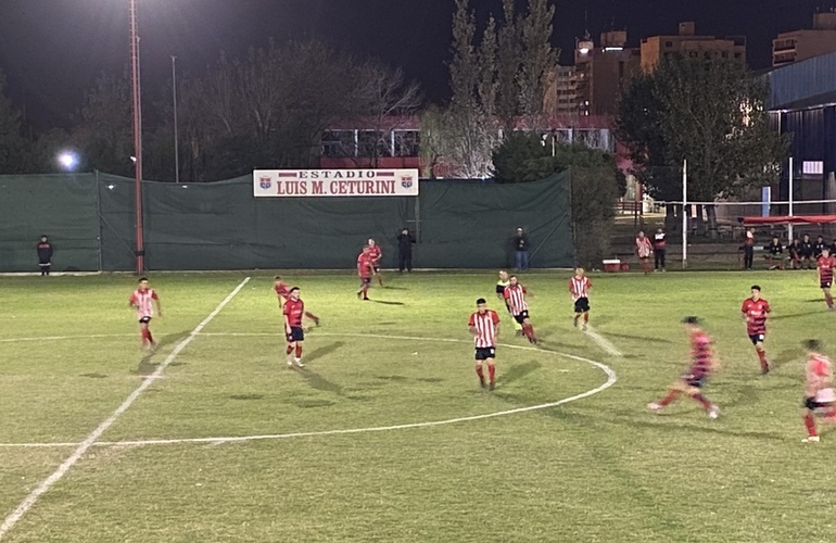 Imagen de En el Luis Ceturini, Talleres y Riberas igualaron 0 a 0 por la fecha 10 de la L. R. Del Sud