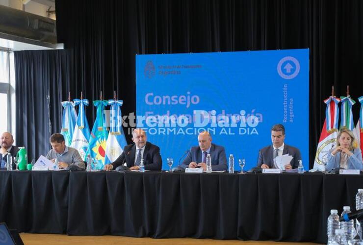 Imagen de Se realizó la primera reunión del Consejo Federal Hidrovía en Rosario