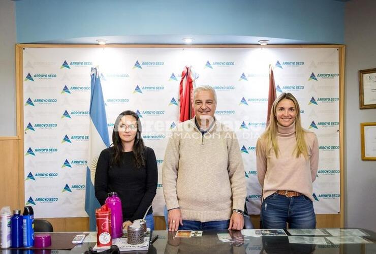 Imagen de Autoridades del Ministerio de Ambiente y Cambio Climático visitaron la ciudad para trabajar en los basurales a cielo abierto