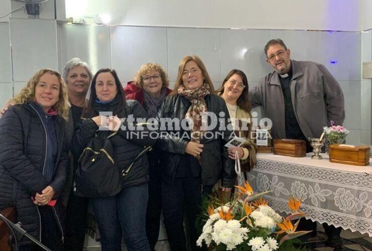 Imagen de Se celebró un misa por el eterno descanso de la Hna. Genoveva y por Adela Dichiera