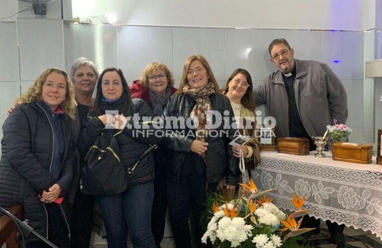 Imagen de Se celebró un misa por el eterno descanso de la Hna. Genoveva y por Adela Dichiera