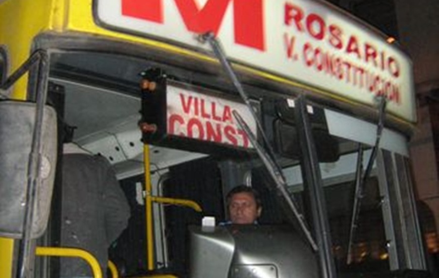 Imagen de Hubo acuerdo salarial y saldr&aacute;n los colectivos jueves y viernes