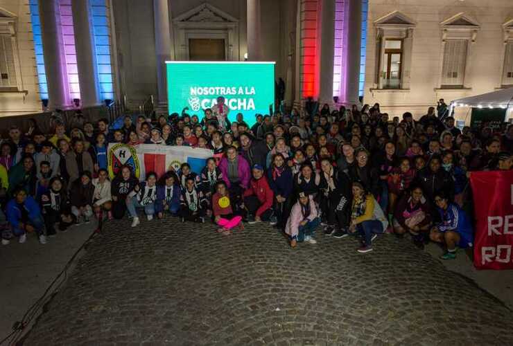 Imagen de Santa Fe busca tener su ley de deporte femenino