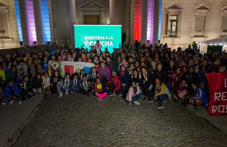 Imagen de Santa Fe busca tener su ley de deporte femenino