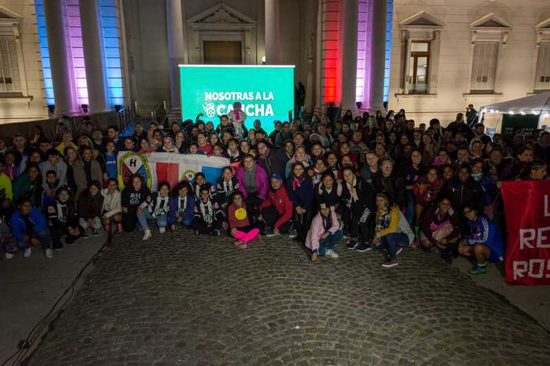 Imagen de Santa Fe busca tener su ley de deporte femenino