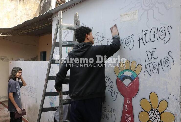 Imagen de Comenzó el taller de mantenimiento edilicio en el Centro Cultural