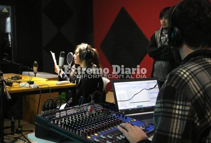 Imagen de Comenzó el curso de operador de radio en el Centro Cultural