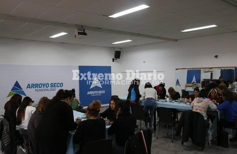 Imagen de Comenzó el taller de aparado de calzado en el Centro Cultural