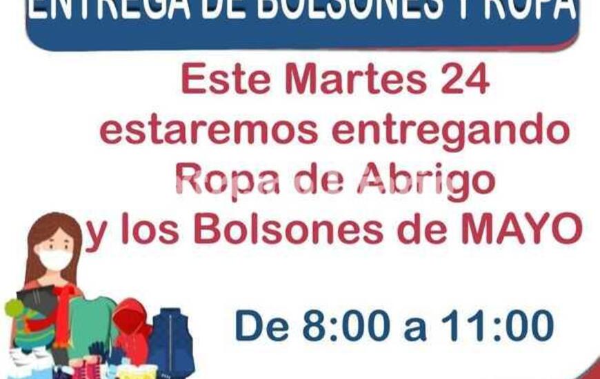 Imagen de Entrega de bolsones y ropa
