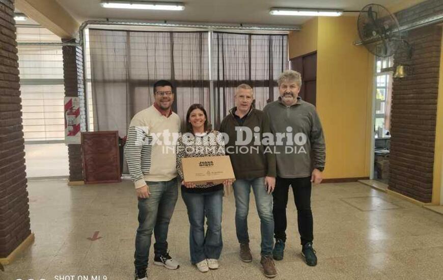 Imagen de Llegaron 63 computadoras a la Escuela T&eacute;cnica 650, a trav&eacute;s del Plan Federal Conectar Igualdad Juana Manso