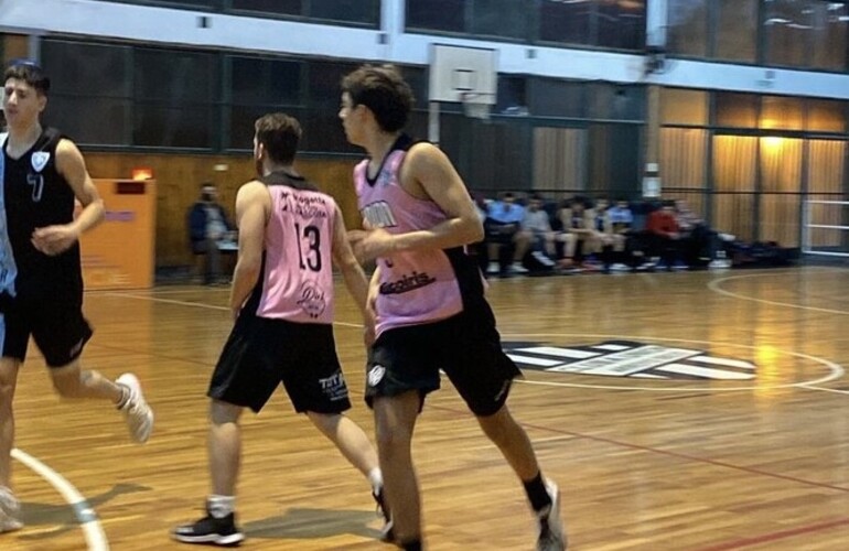 Imagen de Primera "A": Uni&oacute;n derrot&oacute; 97 a 75 a Libertad de Rosario por la fecha 11