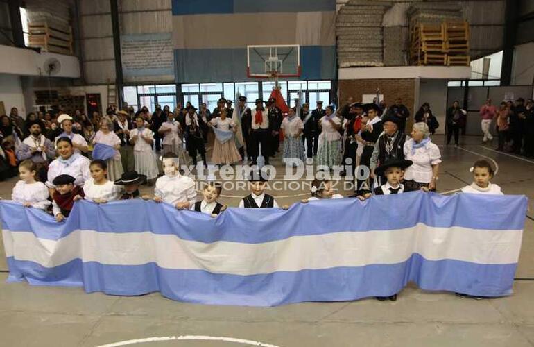 Imagen de Acto conmemorativo por los 212 años de la Revolución de Mayo