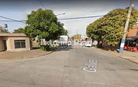 Imagen de Una joven denunci&oacute; p&uacute;blicamente que anoche un auto la sigui&oacute; por G&aacute;lvez y Juan B Justo