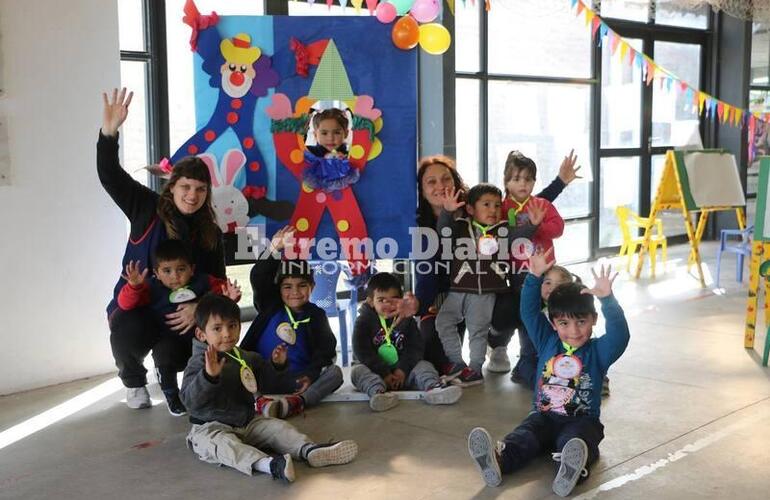 Imagen de Kermesse del Centro de Cuidado Infantil en el Complejo Integral "Los Tiburones"