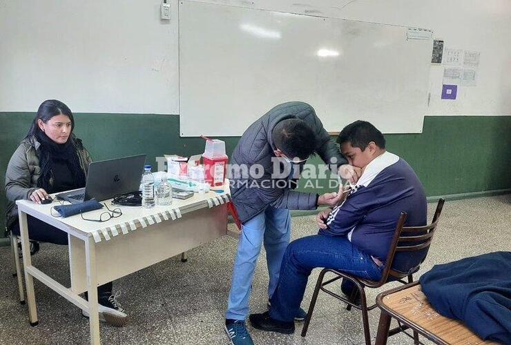 Imagen de Culminó la campaña de vacunación en las escuelas contra la fiebre hemorrágica argentina