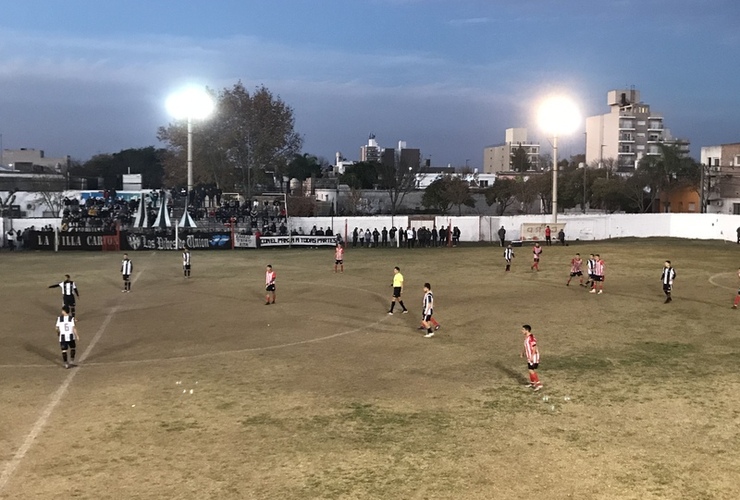 Imagen de 1era Div: Riberas y Unión empataron 1 a 1 con goles de Paz y Papetti, por la última fecha de la fase regular.