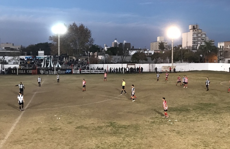 Imagen de 1era Div: Riberas y Unión empataron 1 a 1 con goles de Paz y Papetti, por la última fecha de la fase regular.