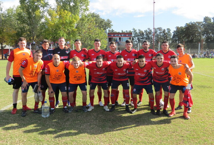 Imagen de En Primera División, Talleres clasificó 8vo a los PlayOffs de la Liga Regional Del Sud