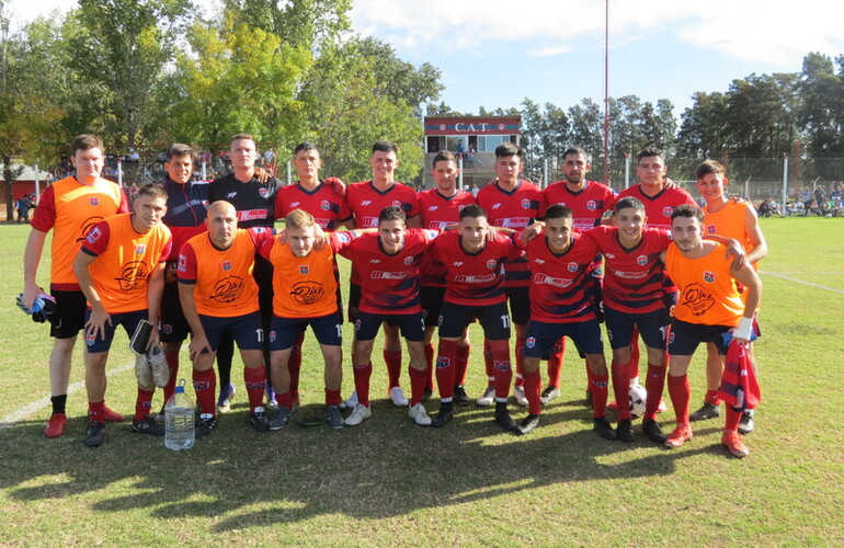 Imagen de En Primera División, Talleres clasificó 8vo a los PlayOffs de la Liga Regional Del Sud