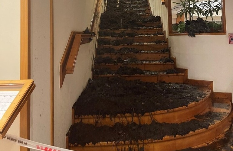 Imagen de Alud en Bariloche: un muerto y tres heridos tras el derrumbe en un complejo tur&iacute;stico