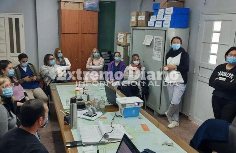 Imagen de Se realiz&oacute; una capacitaci&oacute;n para el personal del Hospital y del Centro de Salud