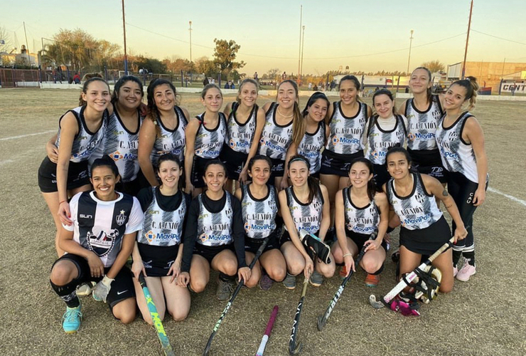 Imagen de Hockey femenino: Unión y Central Córdoba. Empate en Sub-18 y triunfos Panzas en Reserva y 1era División.