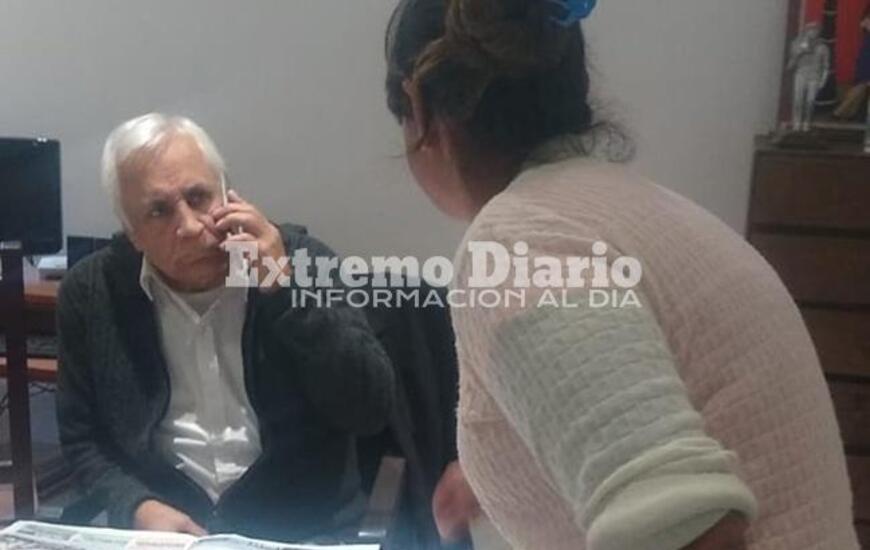 Tamara en el momento en que irrumpe en el despacho de Coradini